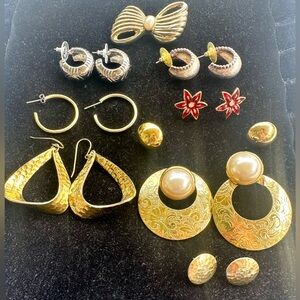 Vintage Gold/Silver Toned Studded Earring Lot/Brooch